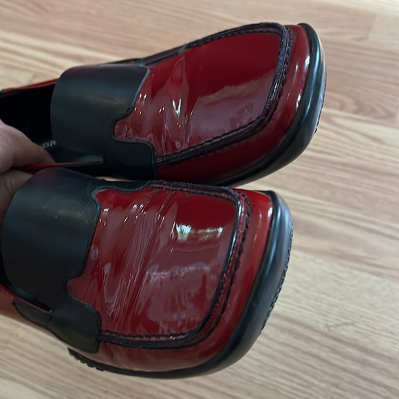 SESTO MEUCCI PATENT LEATHER LOAFERS RED BLACK SIZE 7.5M MADE IN ITALY - Picture 5 of 12